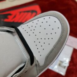 Giay Nike Air Jordan 1 Retro High OG GS Smoke Grey 2