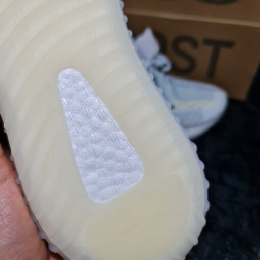 Giay yeezy 350v2 cloud white static 11