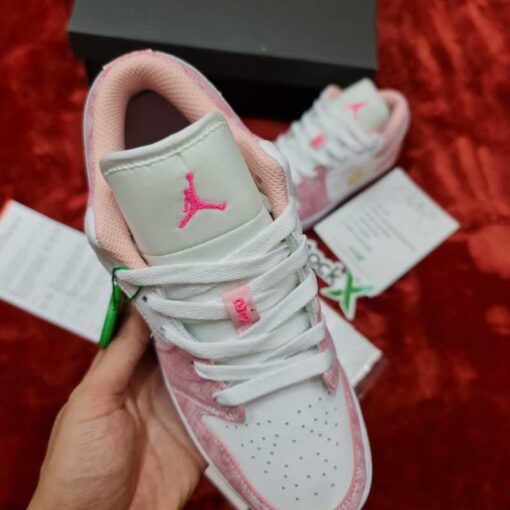 Jordan 1 Low White Pink 10