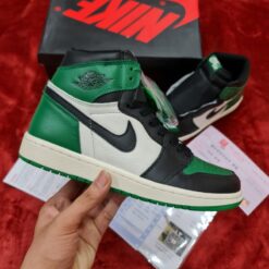 Nike air jordan 1 retro high pin green 1