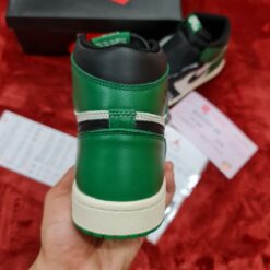 Nike air jordan 1 retro high pin green 5