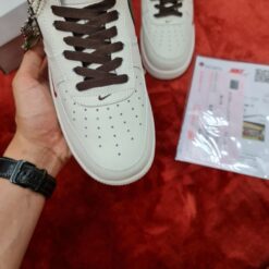 Giay air force 107 milk islow 8